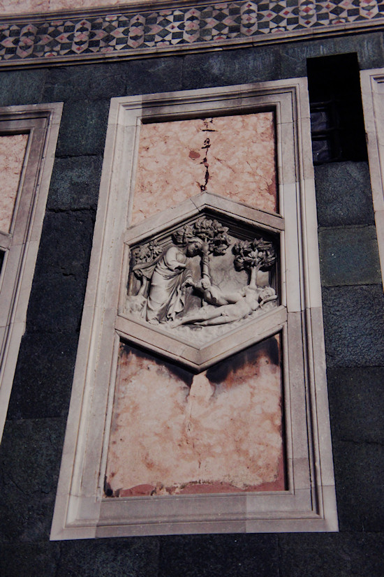 Florence: Marble panel of the Basilica di Santa Maria del Fiore