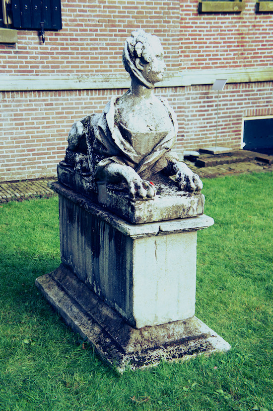 Sphinx Statue in front of Keukenhof Castle