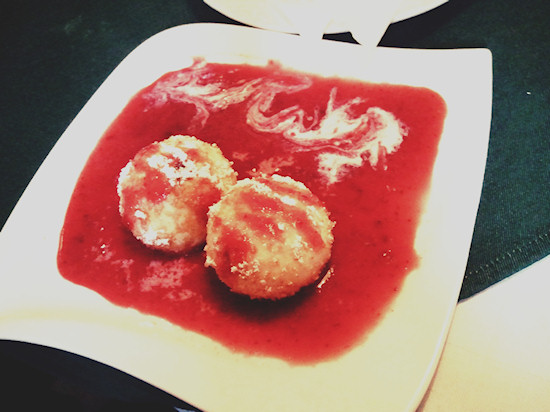 Strawberry Dumplings, Erdbeer-Knödel @ Gösser Bierinsel, Wien