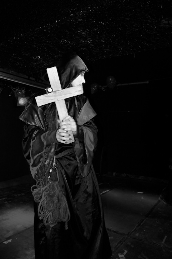 Vampires Ball @ Viper Room: Vampires Bondage show by Le Fanu Revisited