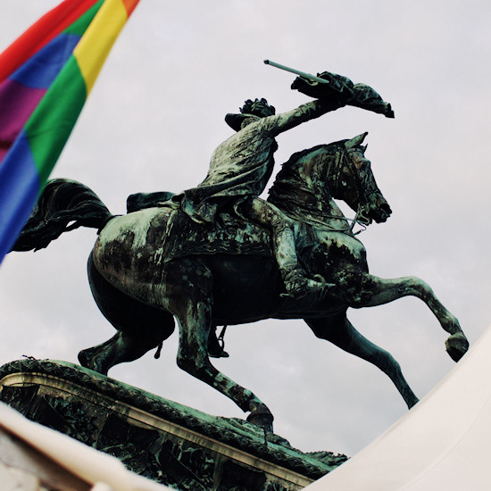 Reiterstatue Erzherzog Karl @ Heldenplatz at the Regenbogenparade Wien 2013. Vienna Pride Parade.