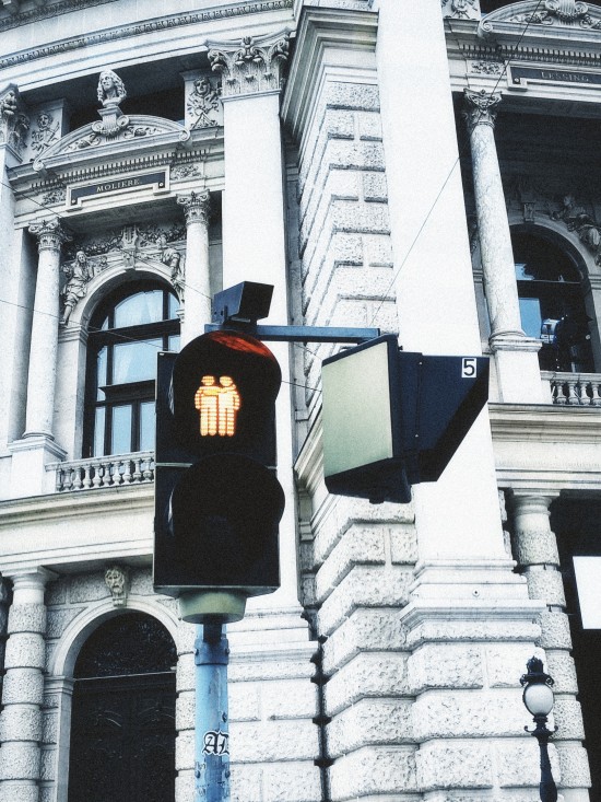 "Ampelpärchen": Pedestrian traffic lights showing same-sex couples in Vienna.