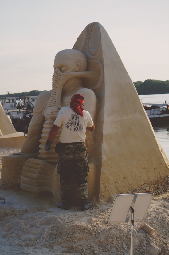 "Prometheus" alien sand sculpture by Ruslan Korovkov (Russia) @ Ruse Sandfest 2015