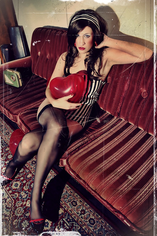 Vintage Pin-up Miss Black Machinery