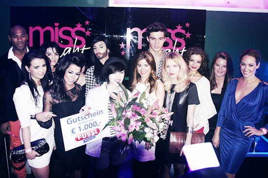 Julia Schneeberger and Jury Miss Style 2011