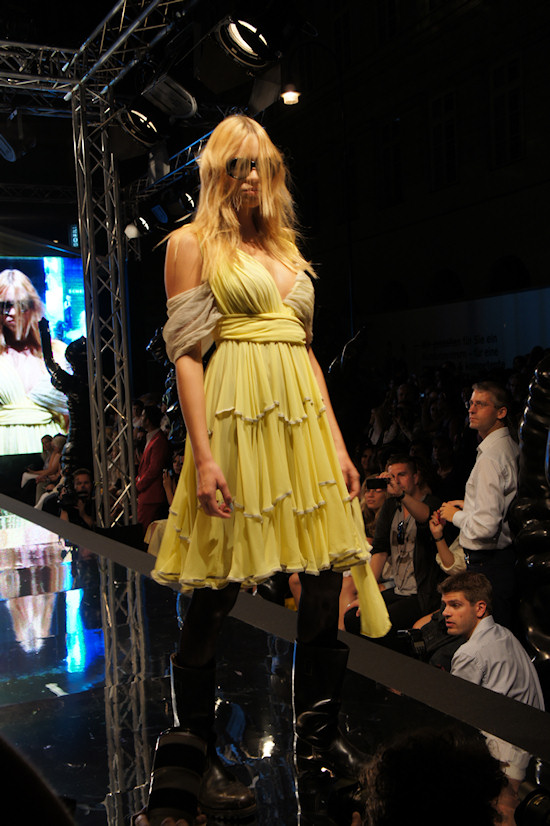 Vienna Fashion Night Schella Kann