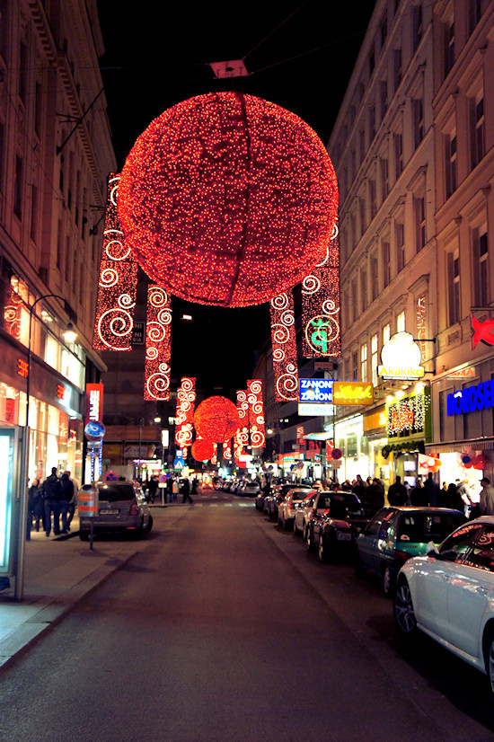 Xmas Lights Vienna: Rotenturmstraße