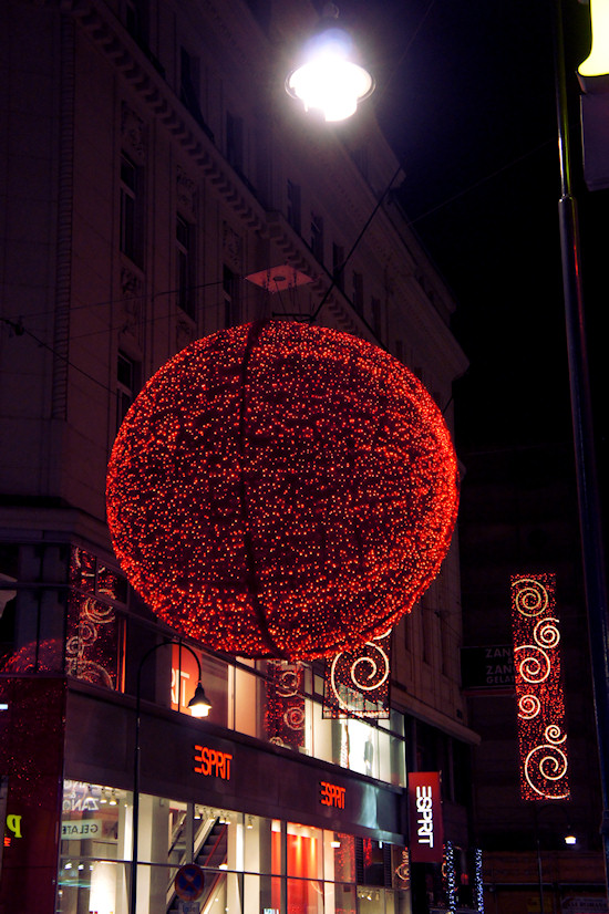 Xmas Lights Vienna: Rotenturmstraße