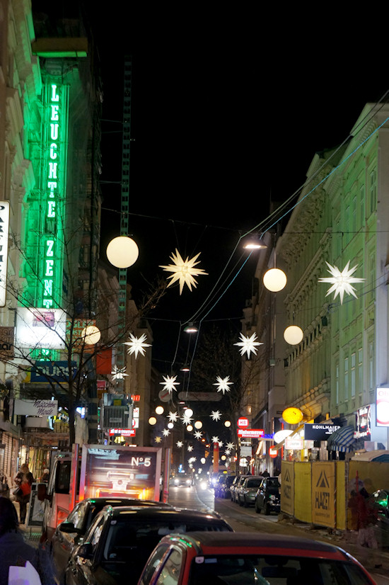 Xmas Lights Vienna: Neubaugasse