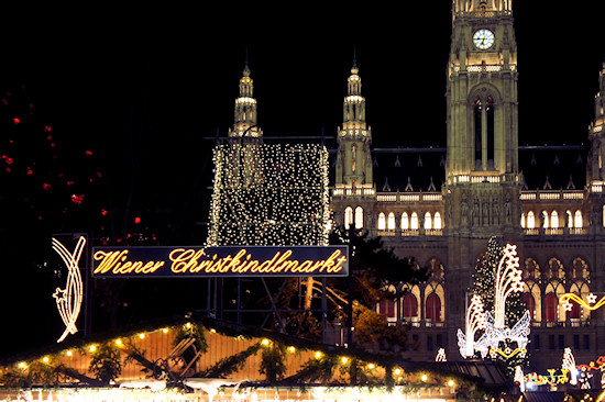 Xmas Lights Vienna: Wiener Christkindlmarkt Rathaus